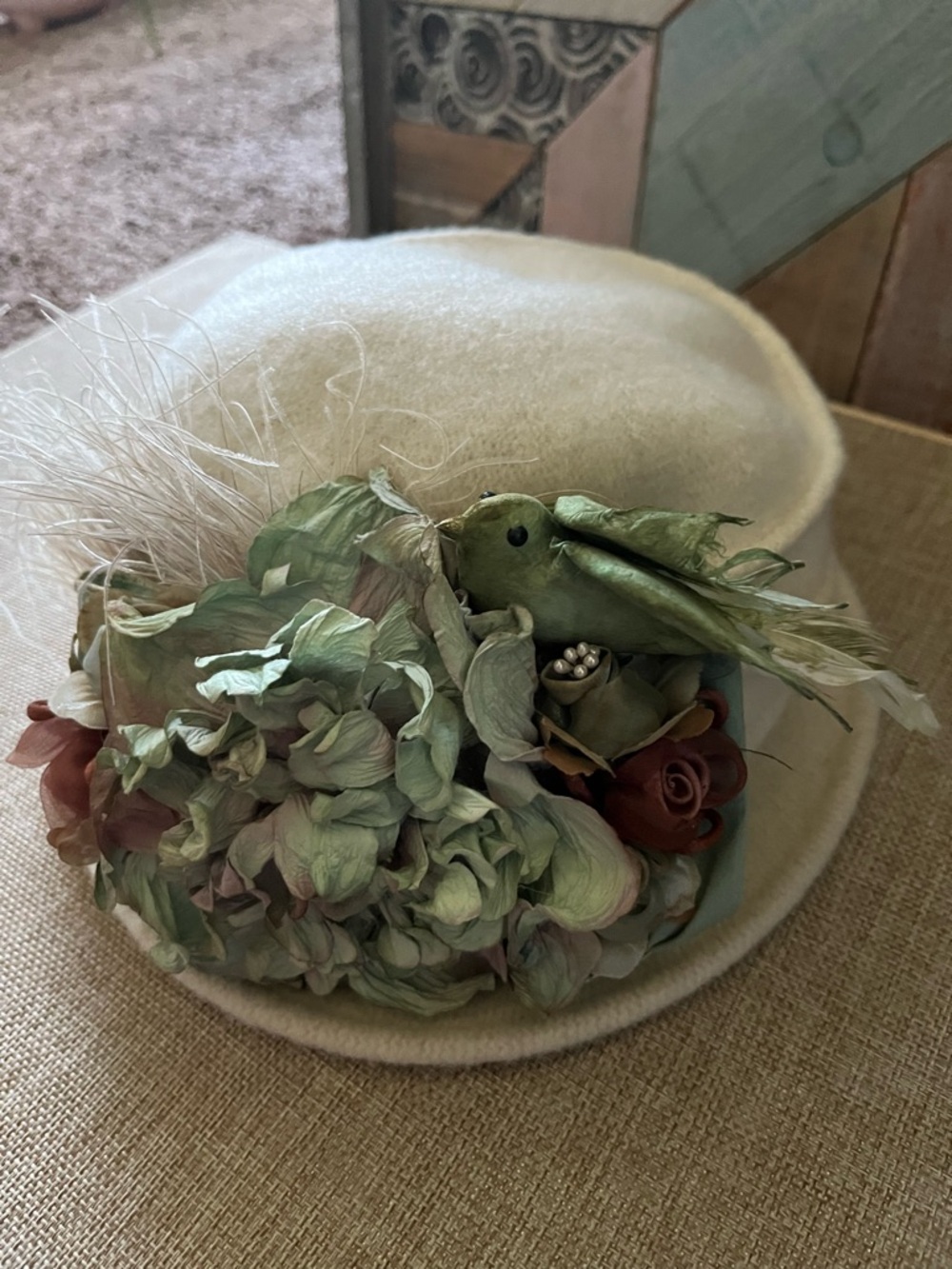 Hopeless Romantic Hat. - Picture 3 of 9